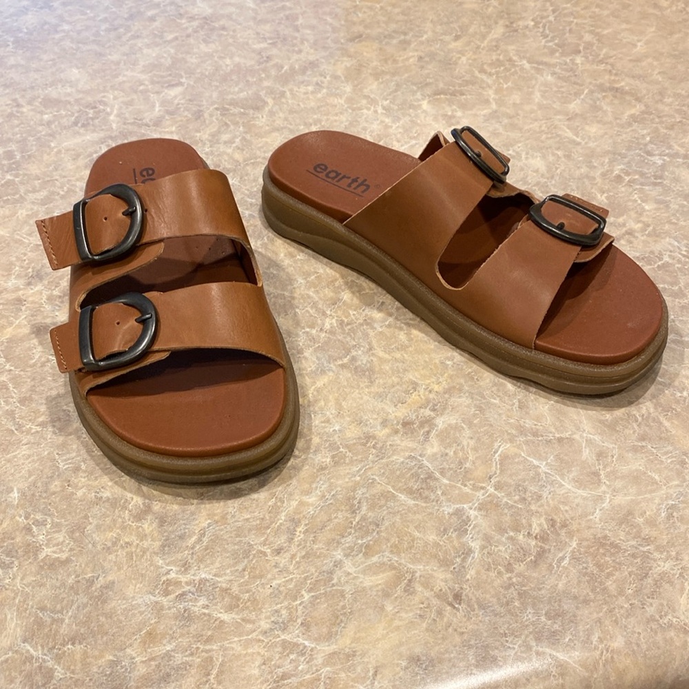 Tan Earth Shoes brand sandals